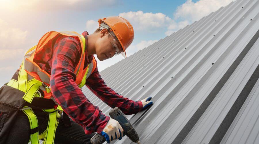 Professional Emergency Roof Repairs services in Almont, ND